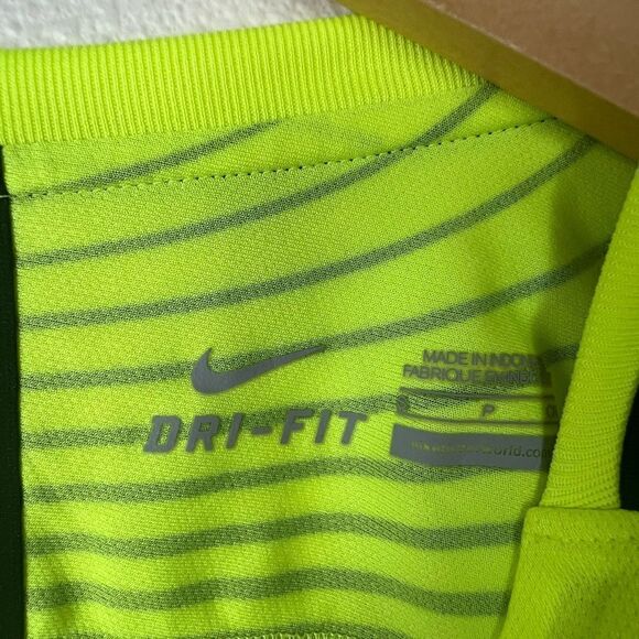 Nike Women's  USA Goalkeeper Soccer Jersey Green Size Small - Picture 4 of 6